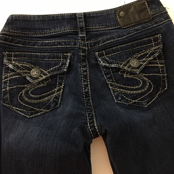 Silver Jeans Suki Low Rise Dark Wash Bootcut Jeans Size 26 - Picture 2 of 8